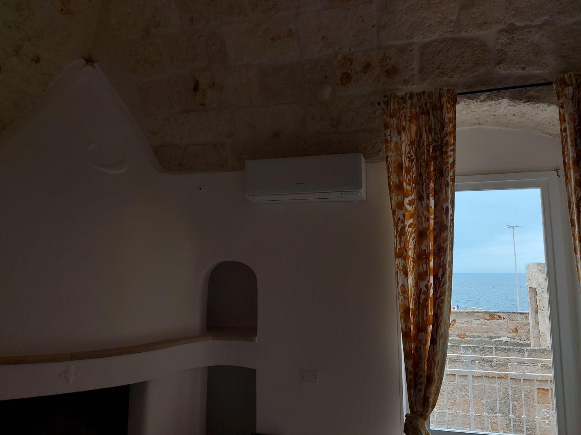 Hotel Bonitamare Polignano a Mare Esterno foto